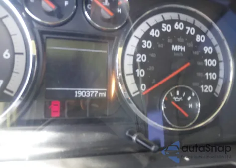 2010 Dodge Ram 1500 Slt/Sport/Trx z USA, uszkodzony, nr VIN 1D7RB1CTXAS189216